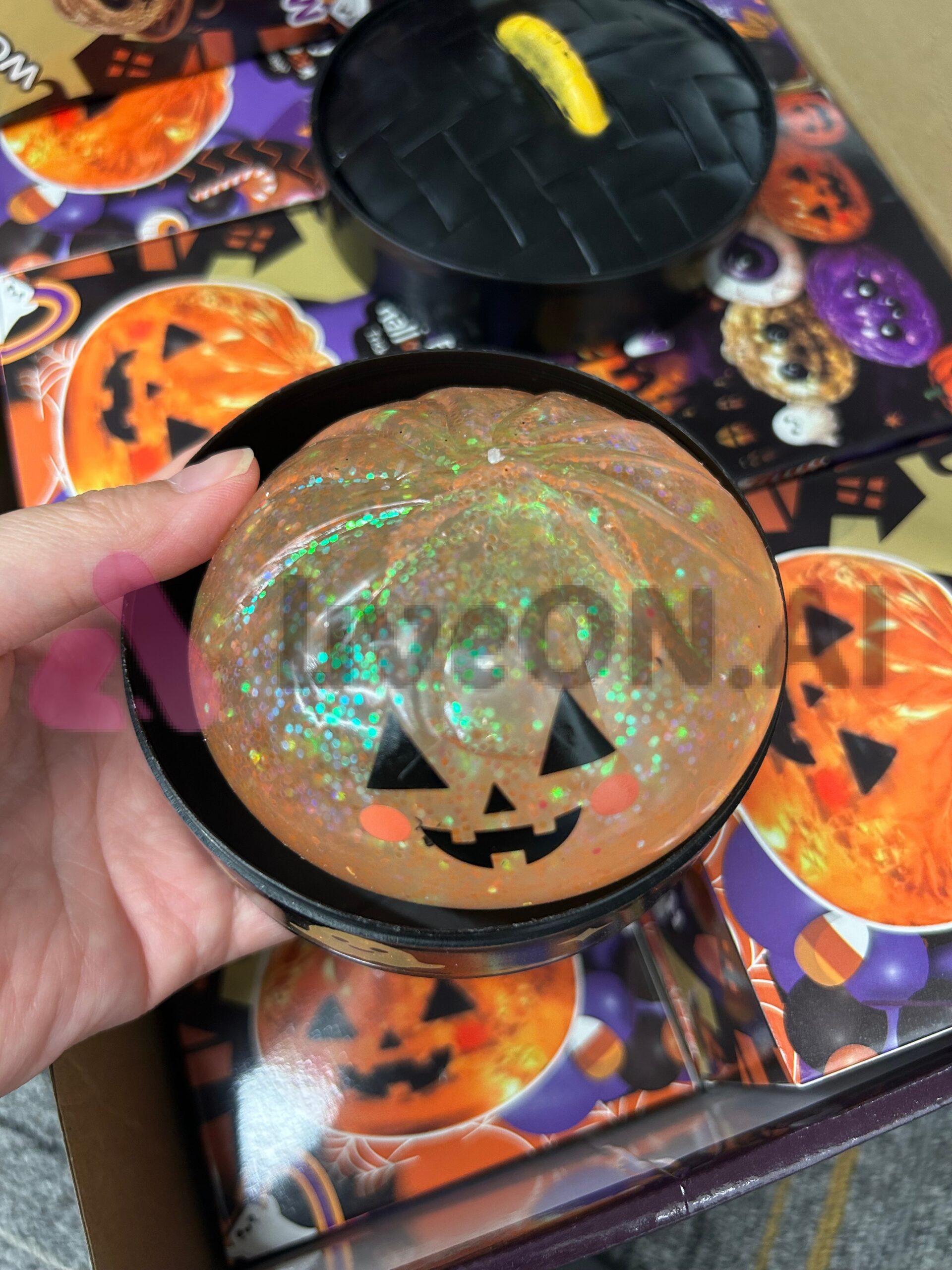 Halloween-Glitter-Gel-Regular-Bun