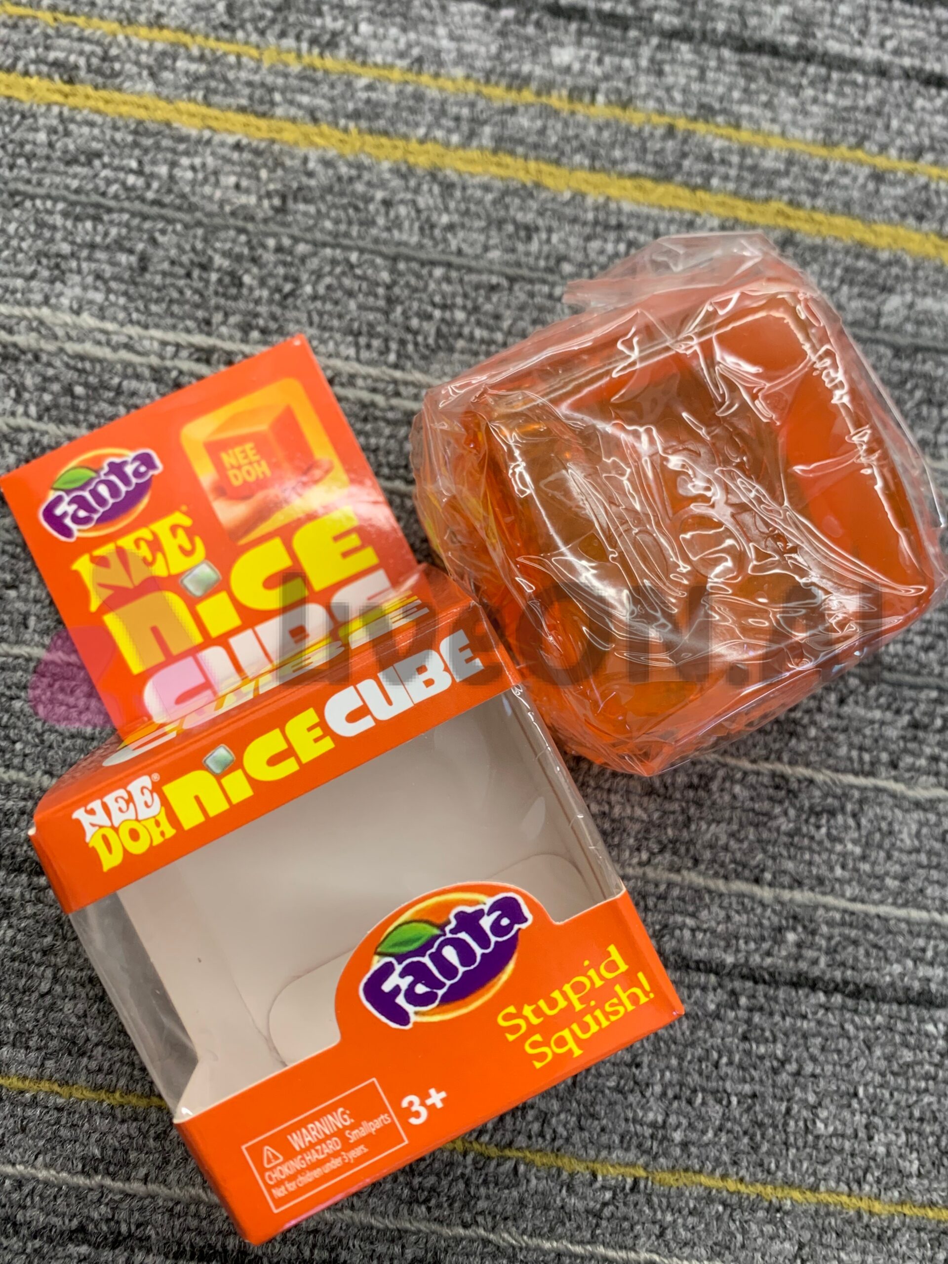 Square Library Fanta